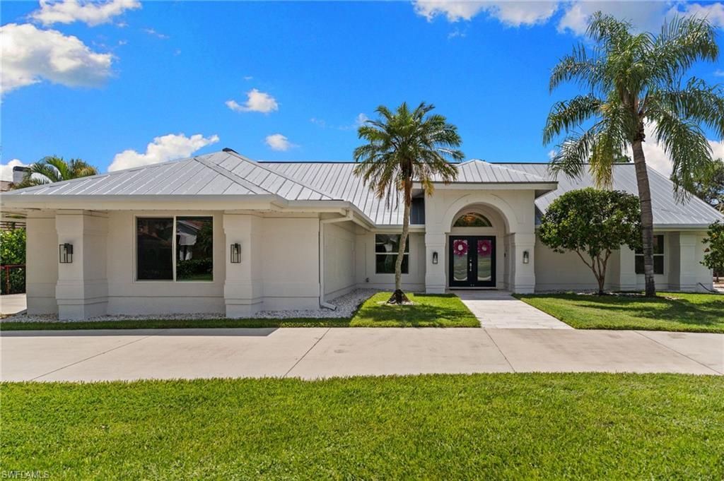 245 Monterey Dr, Naples, FL 34119 Photo