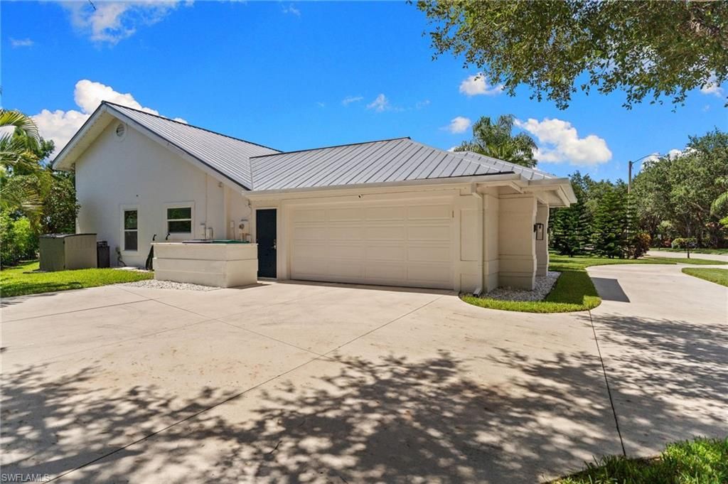 245 Monterey Dr, Naples, FL 34119 Photo