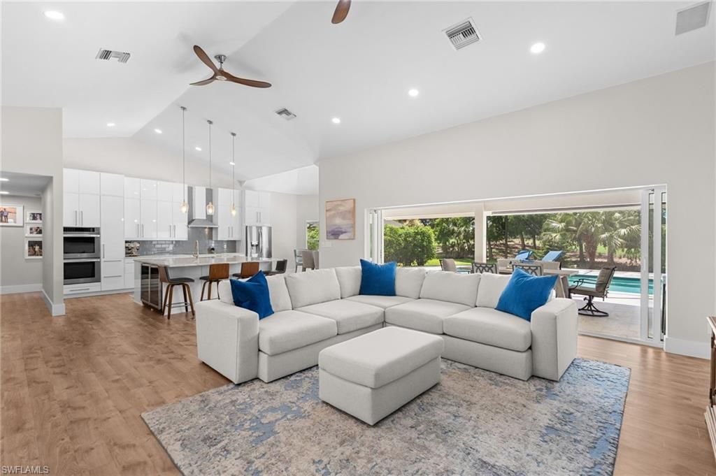 245 Monterey Dr, Naples, FL 34119 Photo