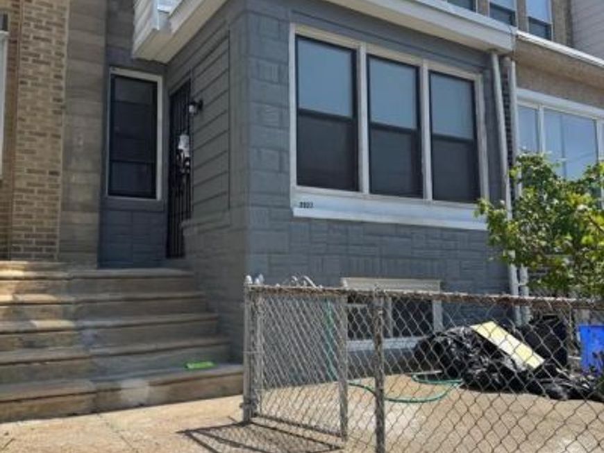 2927 S Dewey Street, Philadelphia, PA 19142 Main Photo