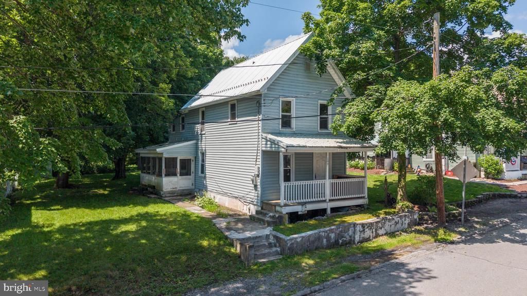 109 COLE STREET , BELLEFONTE, PA 16823
