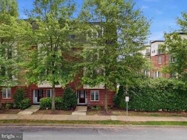 3153 BLUE BARN WAY , FAIRFAX, VA 22031