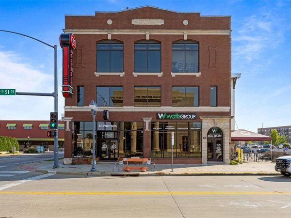 1202 3rd Street SE, Cedar Rapids, IA 52403