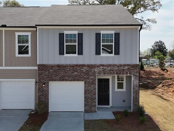 1116 Lucienne Boulevard, Auburn, GA 30011