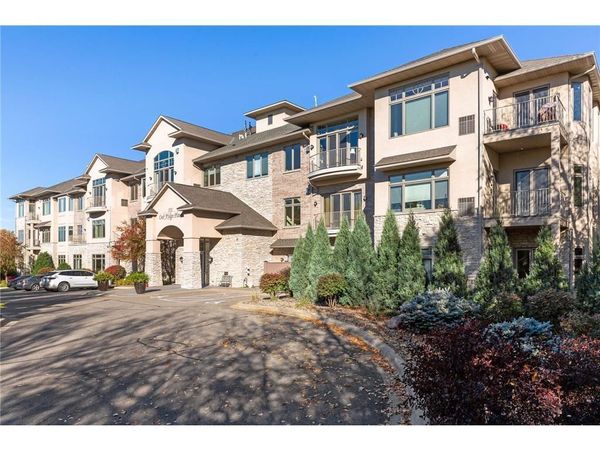 555 Oak Ridge Place , Unit 150, Hopkins, MN 55305