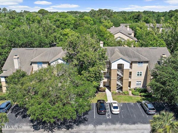 27 ARBOR CLUB Drive, Unit 318, Ponte Vedra Beach, FL 32082