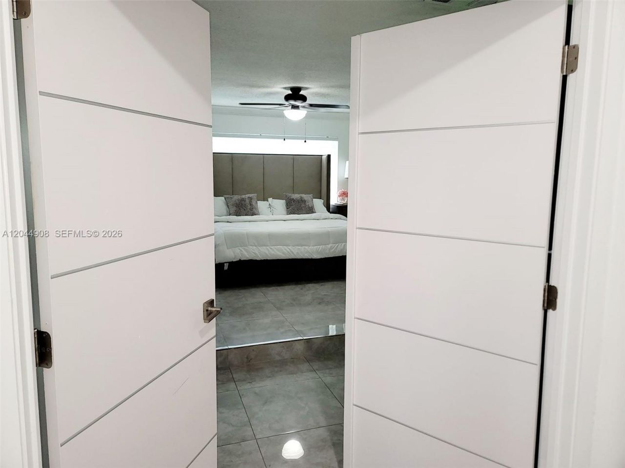 6324 NW 201st Ln , Hialeah, FL 33015 Photo