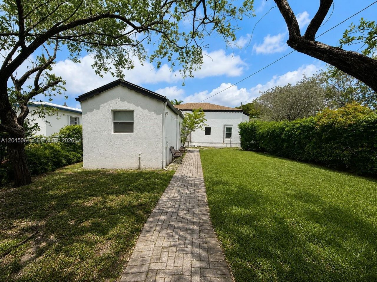 1700 Dewey St , Hollywood, FL 33020 Photo