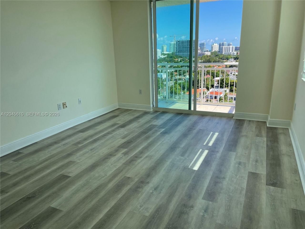 3000 Coral Way, Unit 1402, Miami, FL 33145 Photo