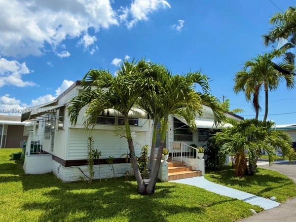3309 Orange ST , Hollywood, FL 33021