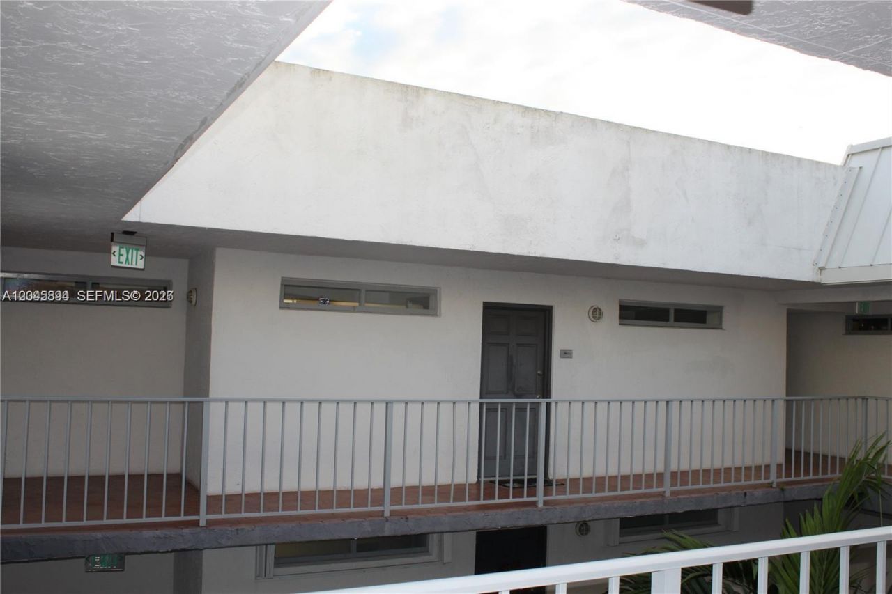 700 NE 63rd St , Unit DPH7, Miami, FL 33138 Photo