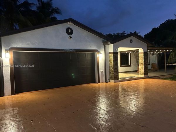 13650 SW 283rd Ter, Homestead, FL 33033