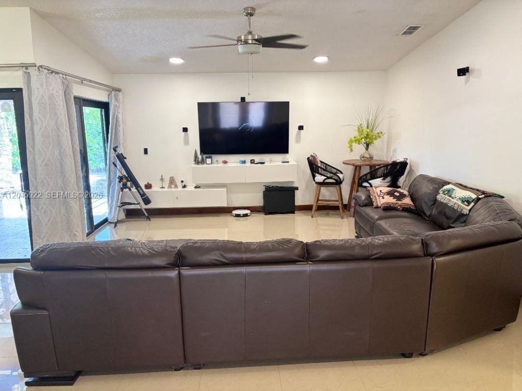 13650 SW 283rd Ter, Homestead, FL 33033 Photo
