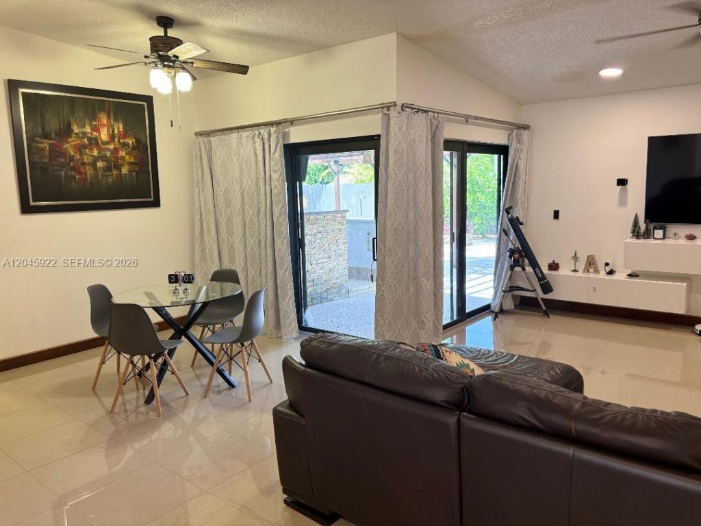 13650 SW 283rd Ter, Homestead, FL 33033 Photo