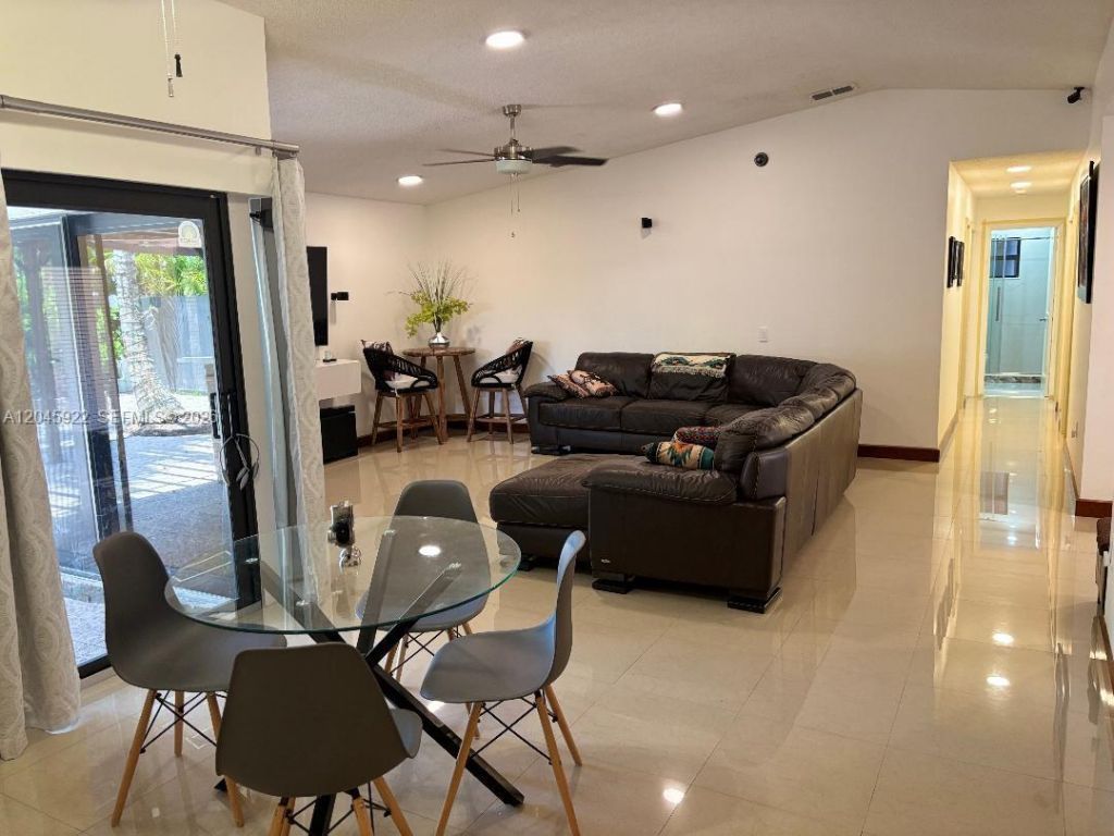13650 SW 283rd Ter, Homestead, FL 33033 Photo