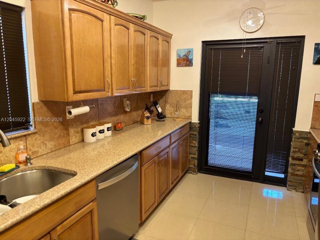 13650 SW 283rd Ter, Homestead, FL 33033 Photo