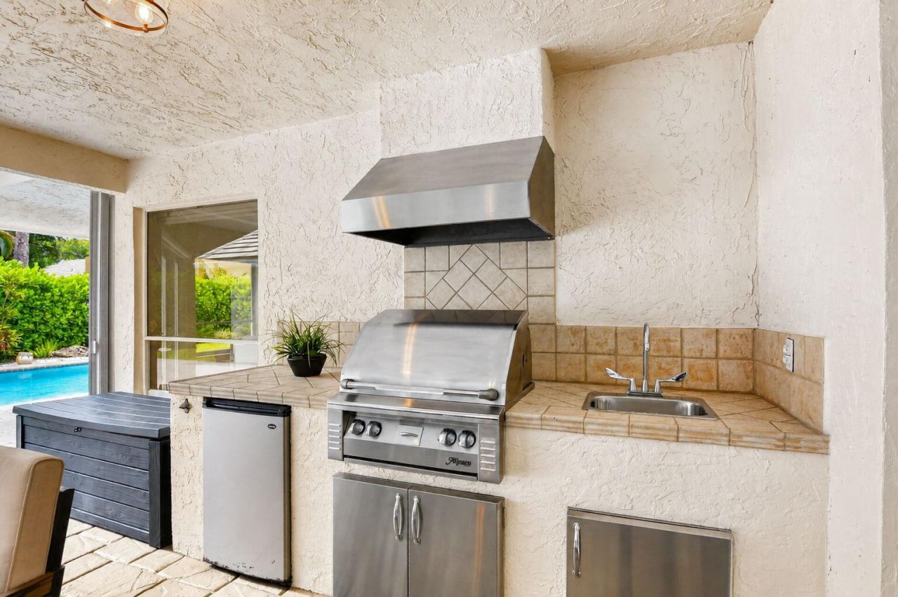 4480 NW 28th Avenue, Boca Raton, FL 33434 Photo