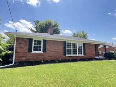 430 College Manor , Harrodsburg, KY 40330