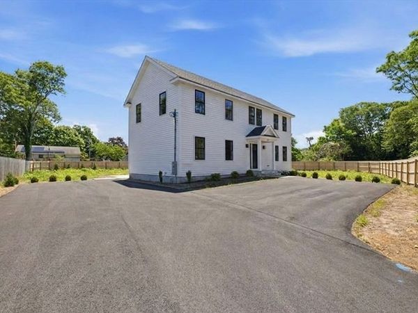 157 Compass Cir, Barnstable, MA 02601