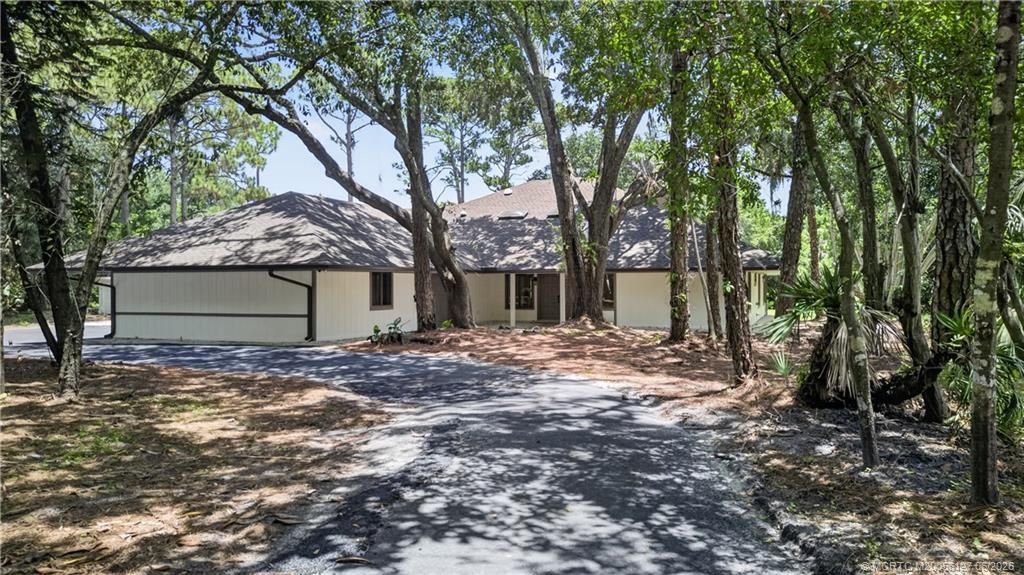 1975 SW Saint Andrews Drive, Palm City, FL 34990 Photo