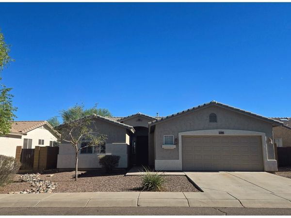 7416 W DARROW Street, Laveen, AZ 85339