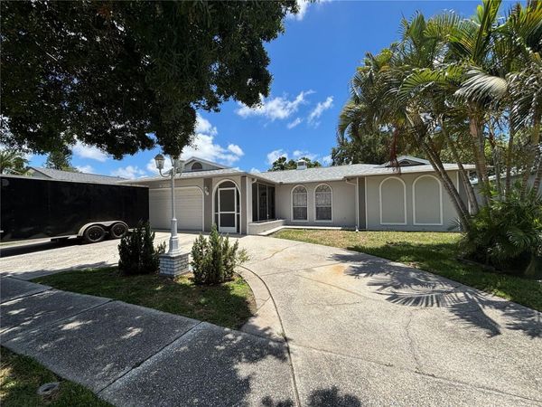 8382 121ST AVENUE , LARGO, FL 33773
