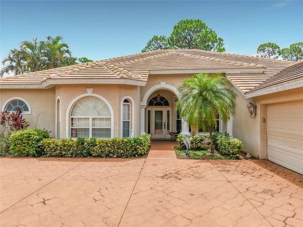 2221 OXFORD RIDGE CIRCLE , LEHIGH ACRES, FL 33973