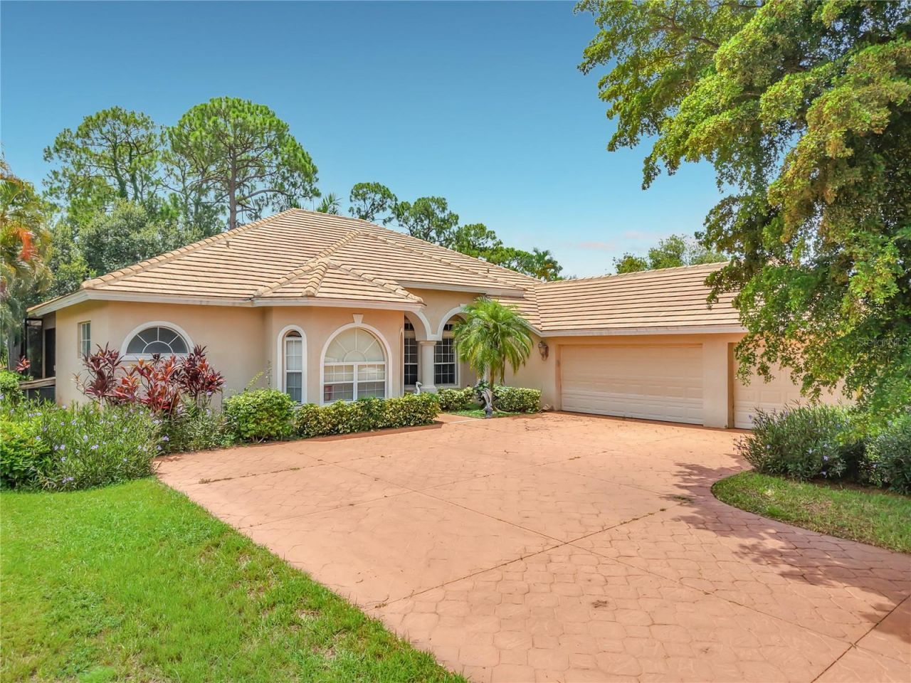 2221 Oxford Ridge Circle, Lehigh Acres, FL 33973 Photo