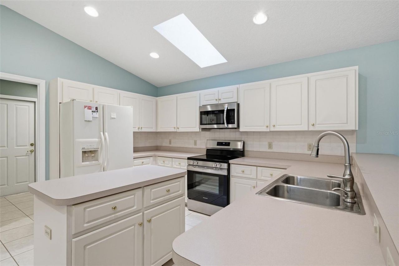 1204 N Mediterranean Way , Inverness, FL 34453 Photo