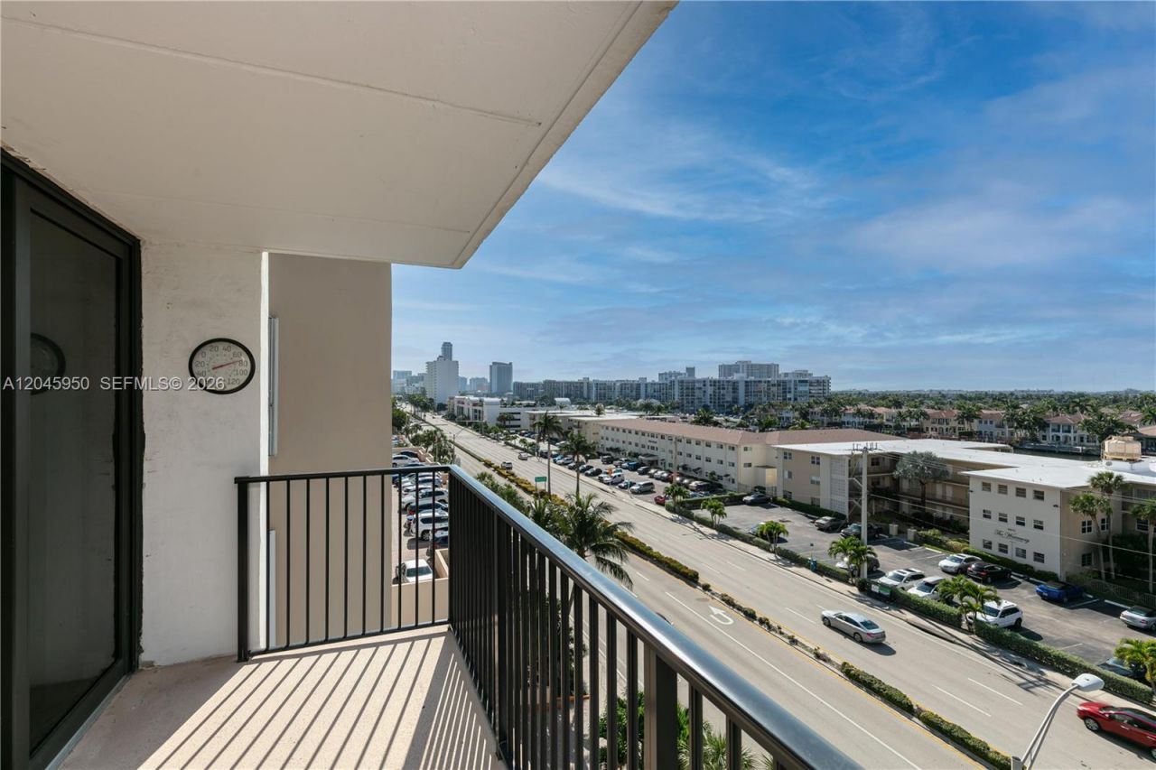 2101 S Ocean Dr , Unit 606, Hollywood, FL 33019 Photo