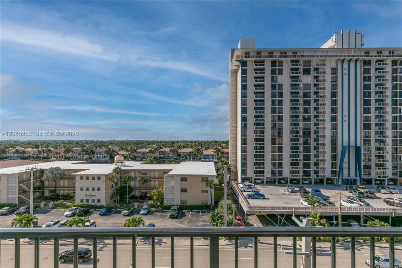 2101 S Ocean Dr , Unit 606, Hollywood, FL 33019 Photo