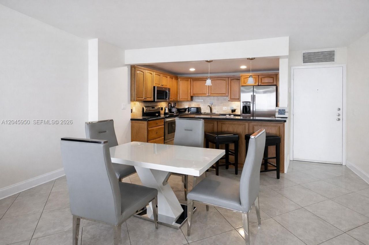 2101 S Ocean Dr , Unit 606, Hollywood, FL 33019 Photo