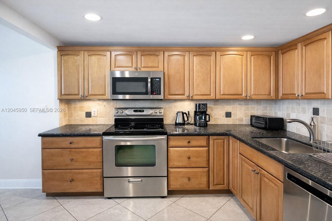 2101 S Ocean Dr , Unit 606, Hollywood, FL 33019 Photo