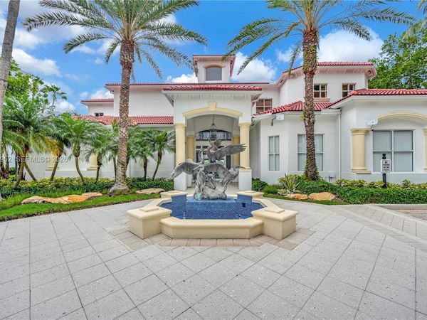 3245 NE 184th St, Unit 13104, Aventura, FL 33160