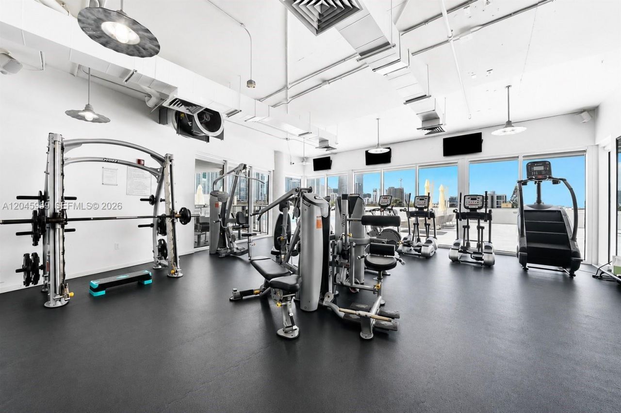 10 SW South River Dr , Unit 1708, Miami, FL 33130 Photo