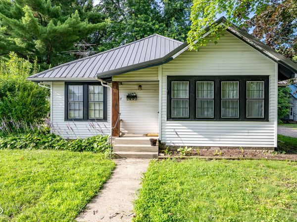 211 Howard, Rockville, IN 47872