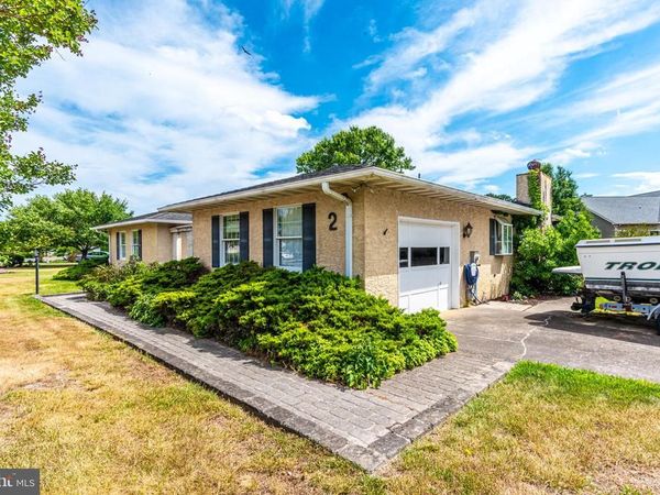 2 HERON ISLE COURT, OCEAN PINES, MD 21811