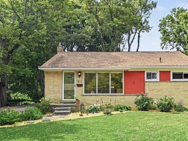 1411 Collegewood Street, Ypsilanti, MI 48197