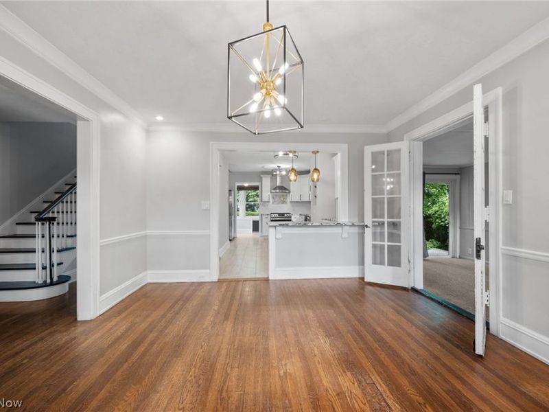 2924 Brighton Road, Shaker Heights, OH 44120 Photo 3