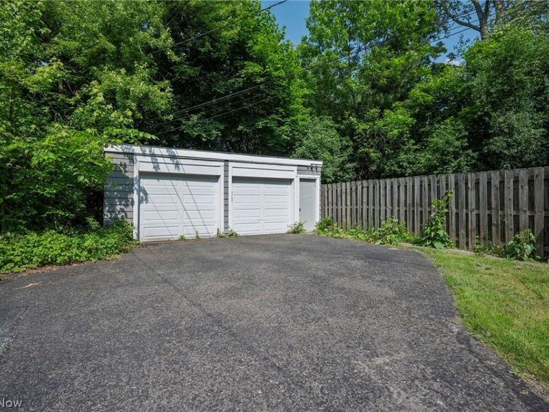 2924 Brighton Road, Shaker Heights, OH 44120 Photo 30