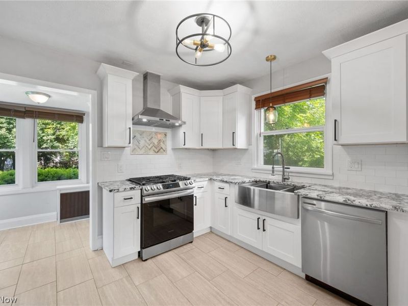 2924 Brighton Road, Shaker Heights, OH 44120 Photo 4