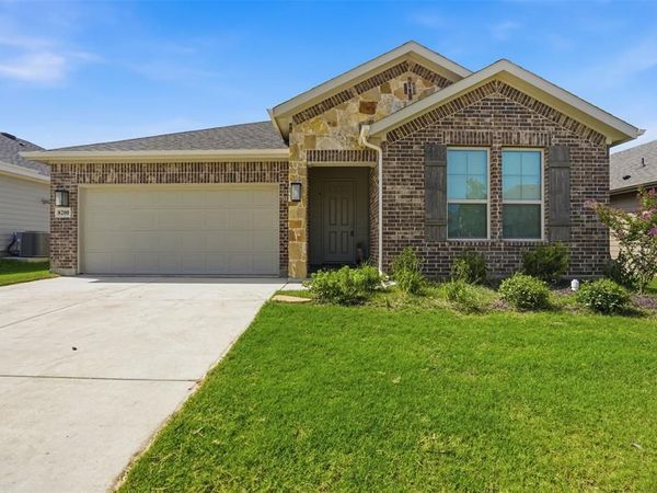 8200 Korat Vista, Godley, TX 76044