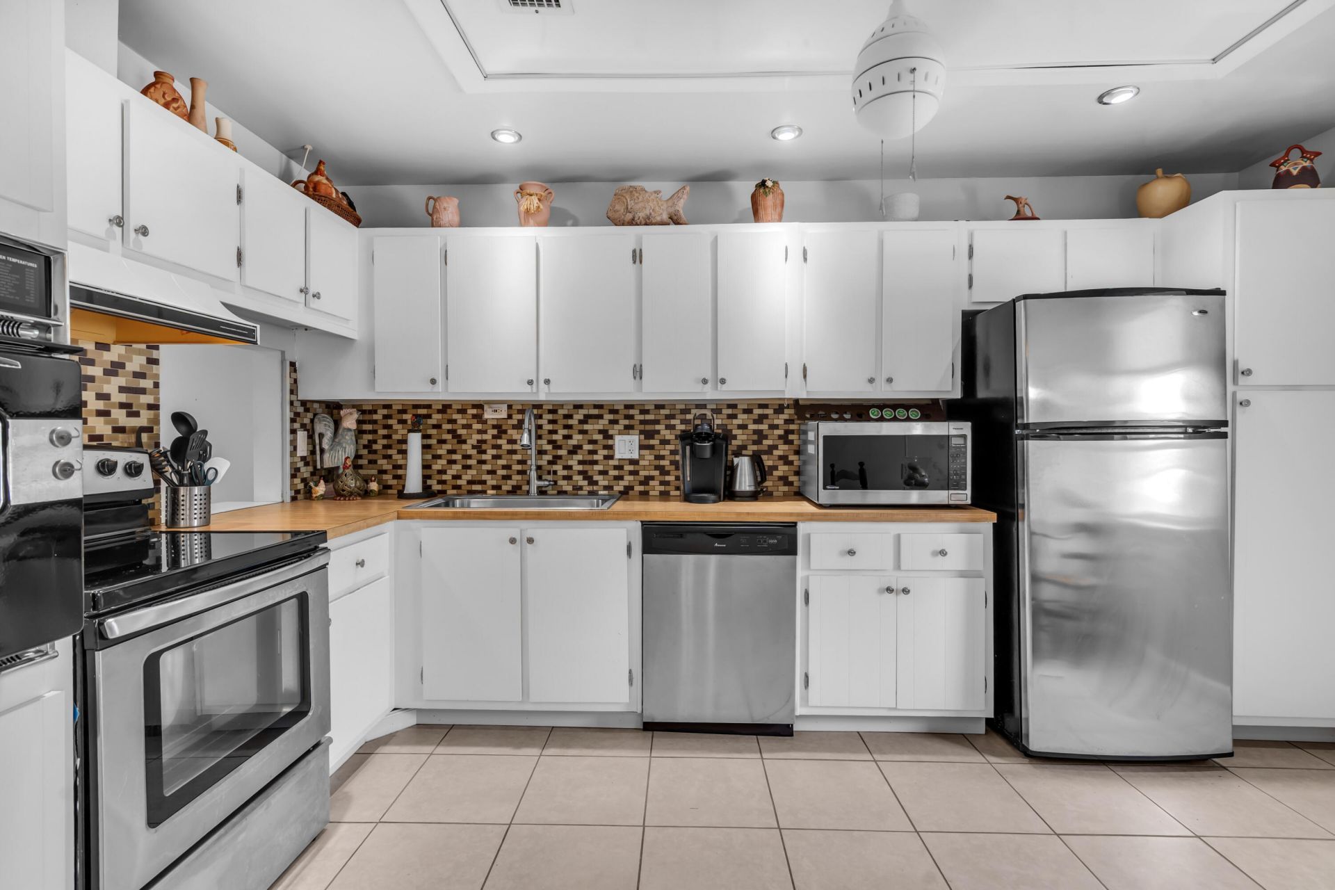 2886 Fernley Drive E, Unit 76, West Palm Beach, FL 33415 Photo