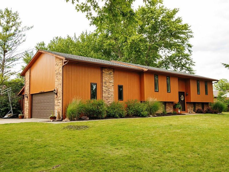 3008 Jonathan Drive, Sidney, OH 45365 Photo 2