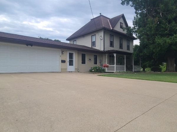 713 S Water Street, Monona, IA 52159