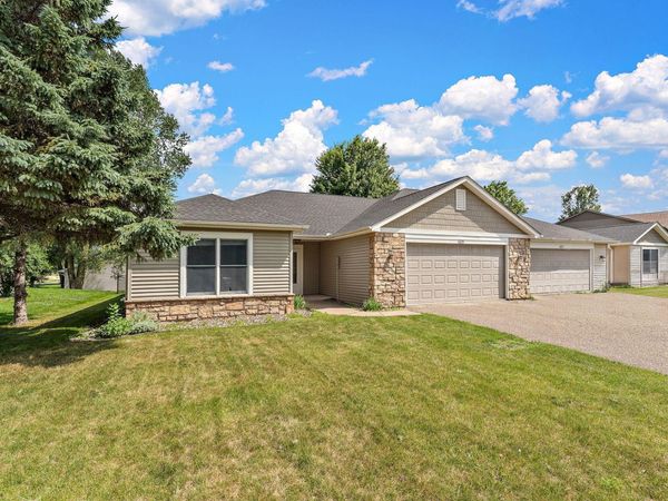 1825 Windmill Drive, Baldwin, WI 54002