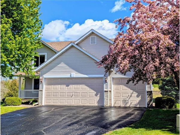49 Windsor Wood Path , Hudson, WI 54016