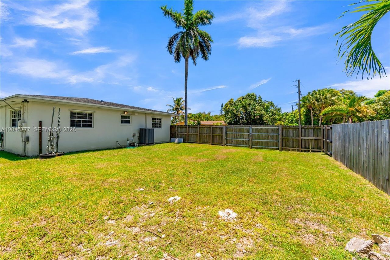 12805 SW 193rd Ter , Miami, FL 33177 Photo