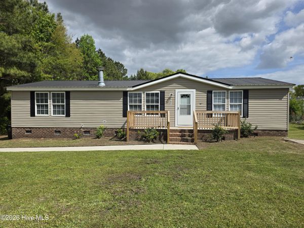 361 Fowler Manning Road , Richlands, NC 28574