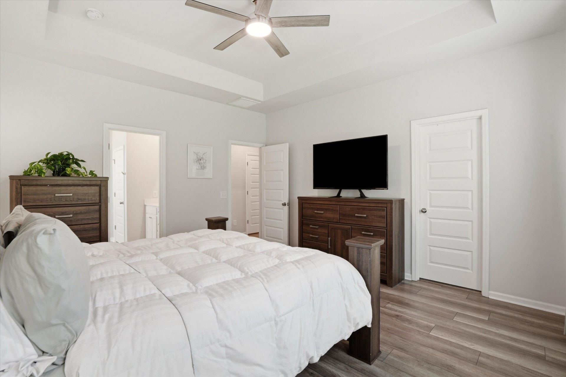 96 Red Bluff Street Photo 25